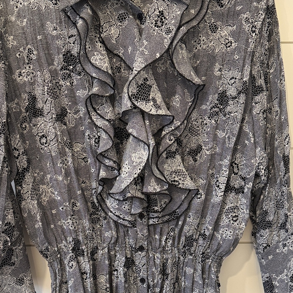 S.L.B. Woman 1X  Ruffle Button down Blouse - Picture 3 of 10